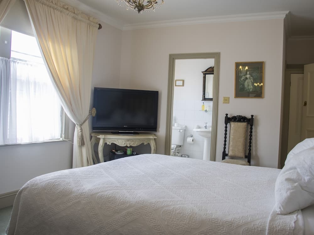 Albert & Victoria Guest House