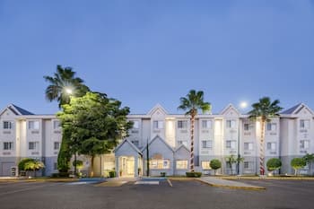 Microtel Inn & Suites by Wyndham Culiacan