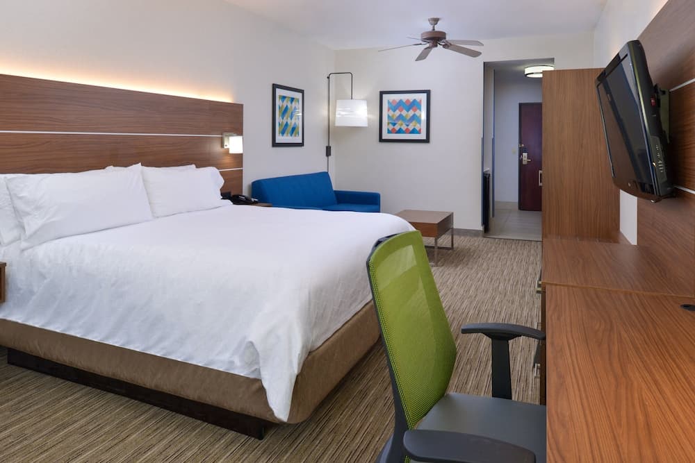 Holiday Inn Express & Suites Abilene by IHG