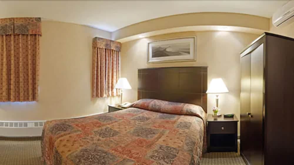 EconoLodge Downtown Toronto