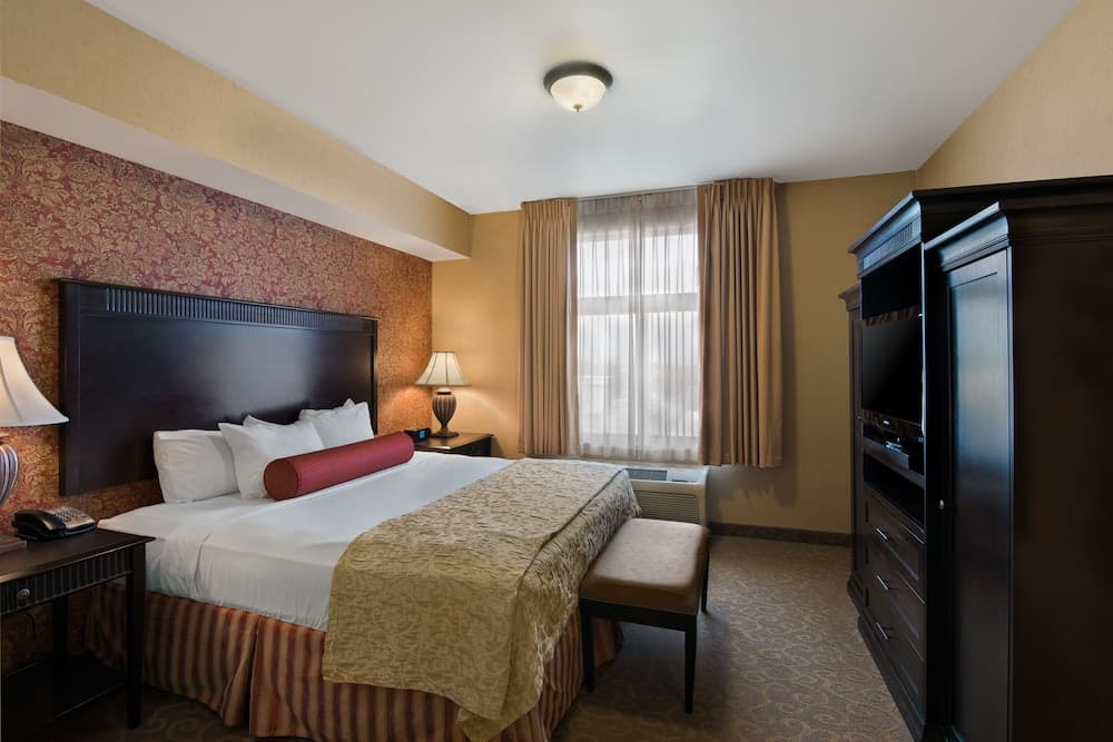 Oxford Suites Boise