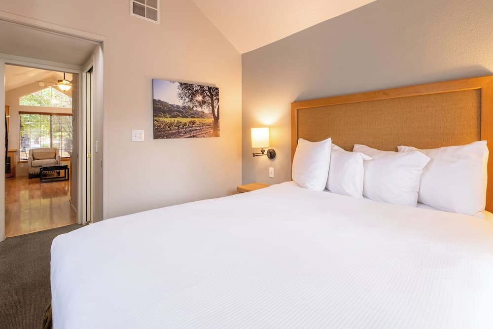 RiverPointe Napa Valley Resort