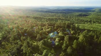 Hidden Valley Wilderness Lodge