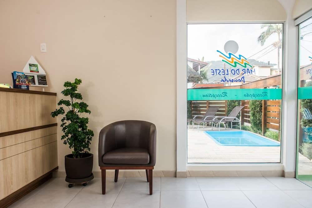 Pousada Mar do Leste