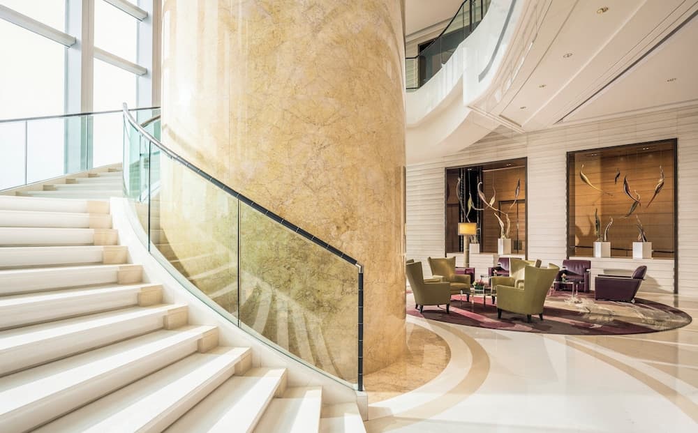 Four Seasons Hotel Hong Kong