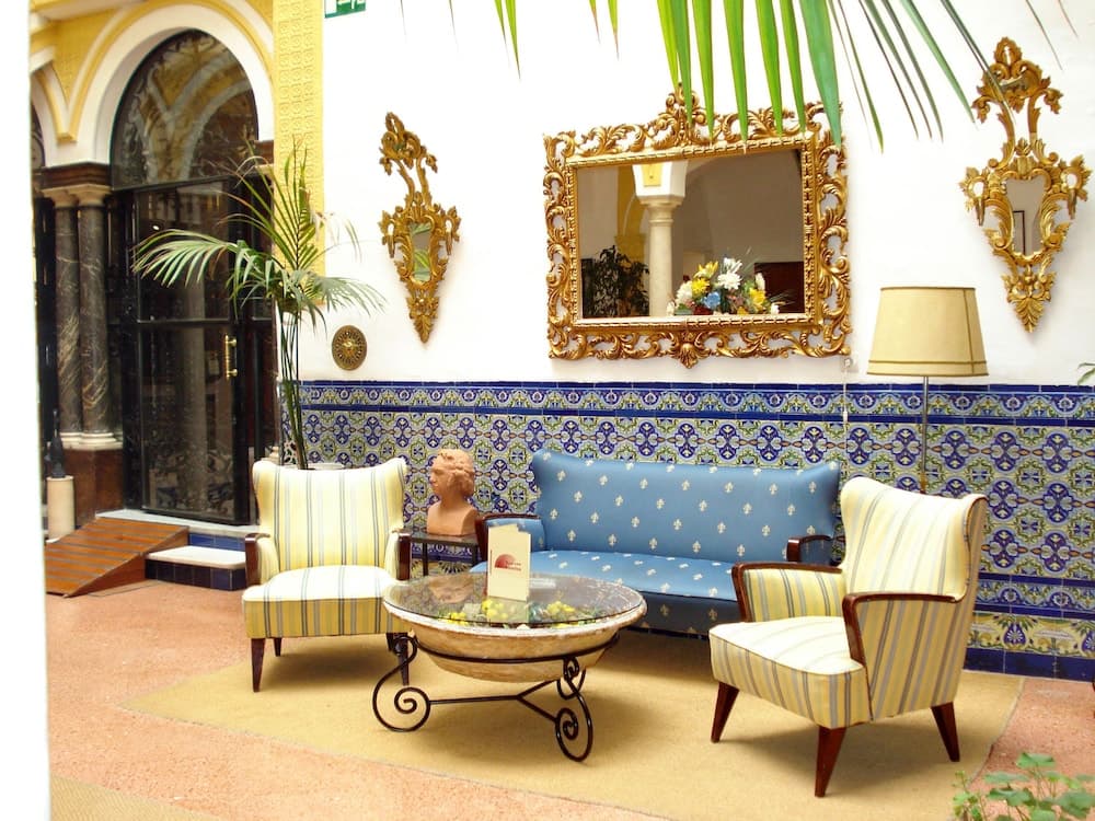 Hotel Abanico Casa Palacio