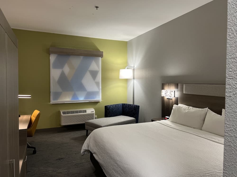 Holiday Inn Express & Suites Woodward by IHG