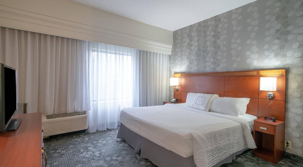 Courtyard by Marriott Salisbury