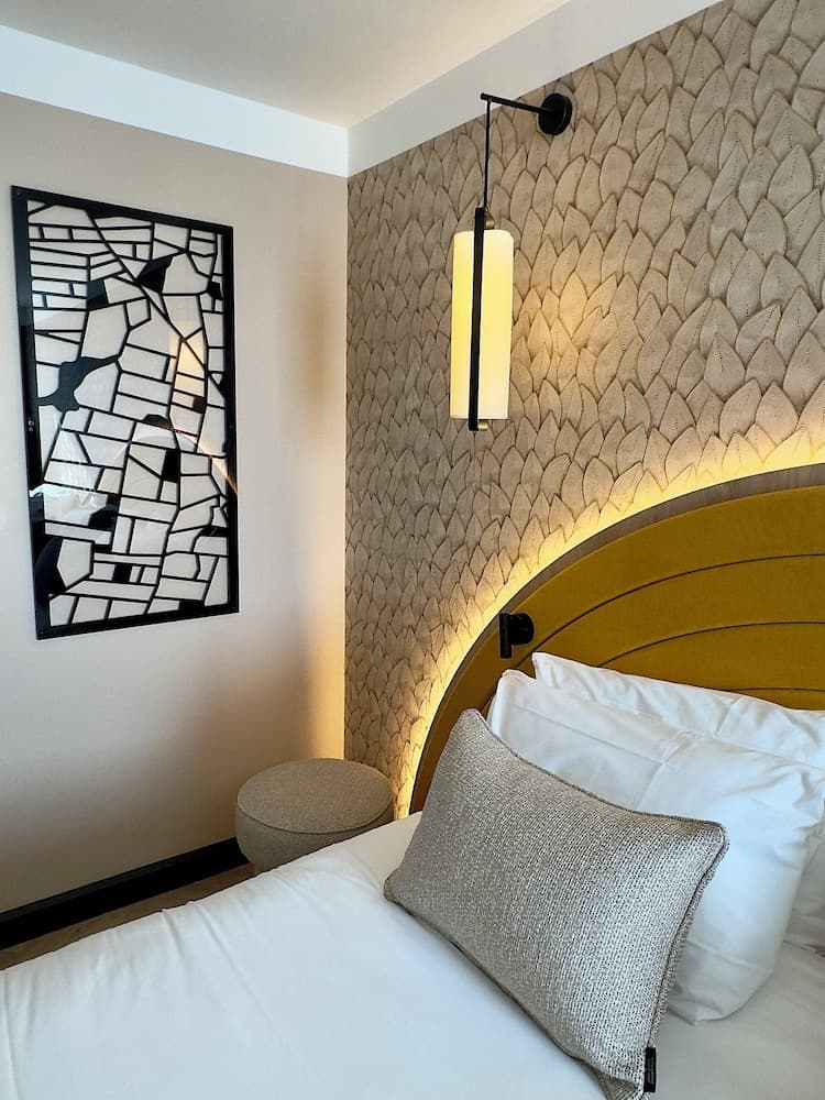 Mercure Chartres Est