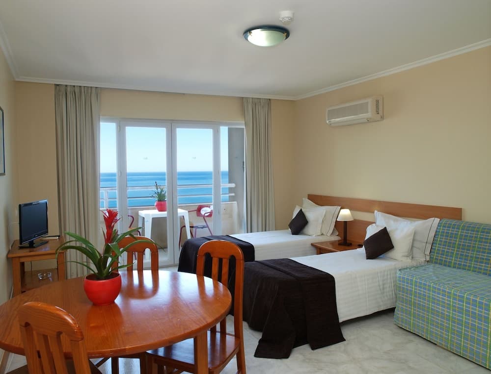 Apartamentos Jardins da Rocha