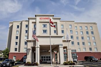 Kitchener Inn & Suites