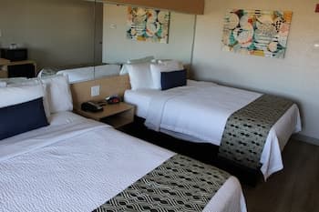 Microtel Inn & Suites by Wyndham Albertville