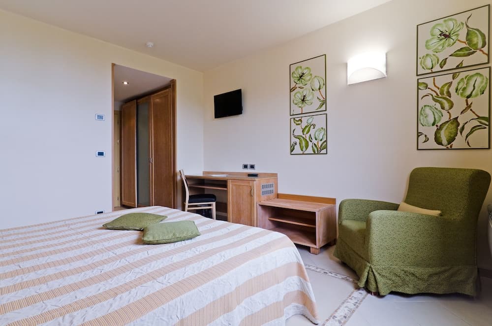 Castellaro Golf Resort