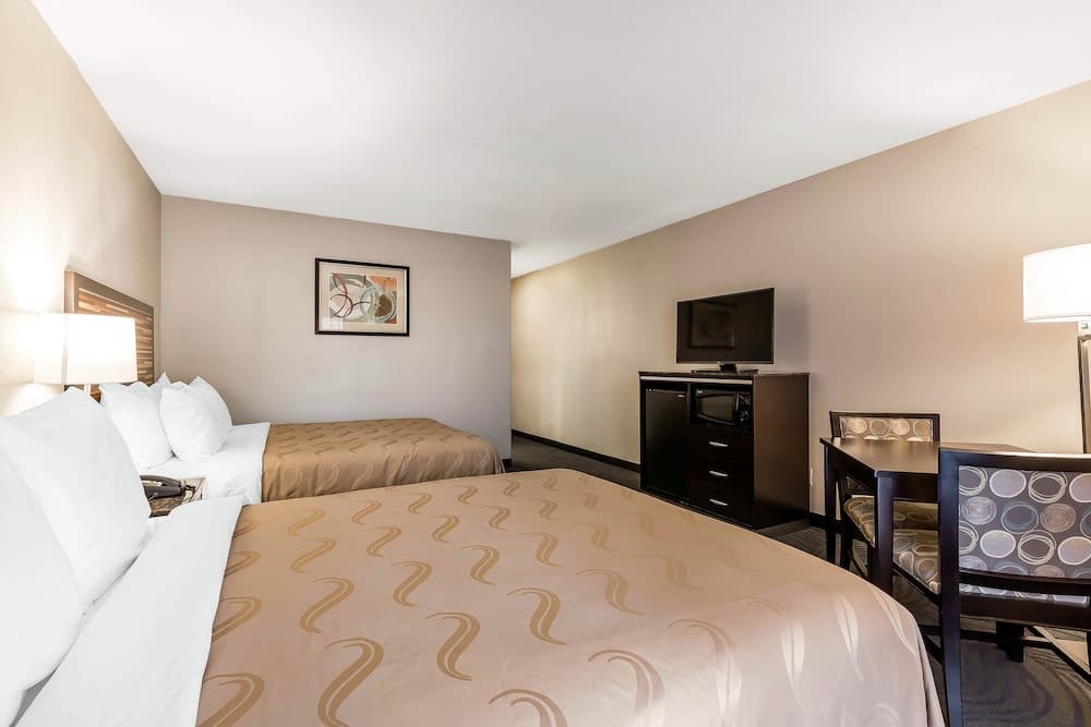 Quality Inn Fallbrook I-15