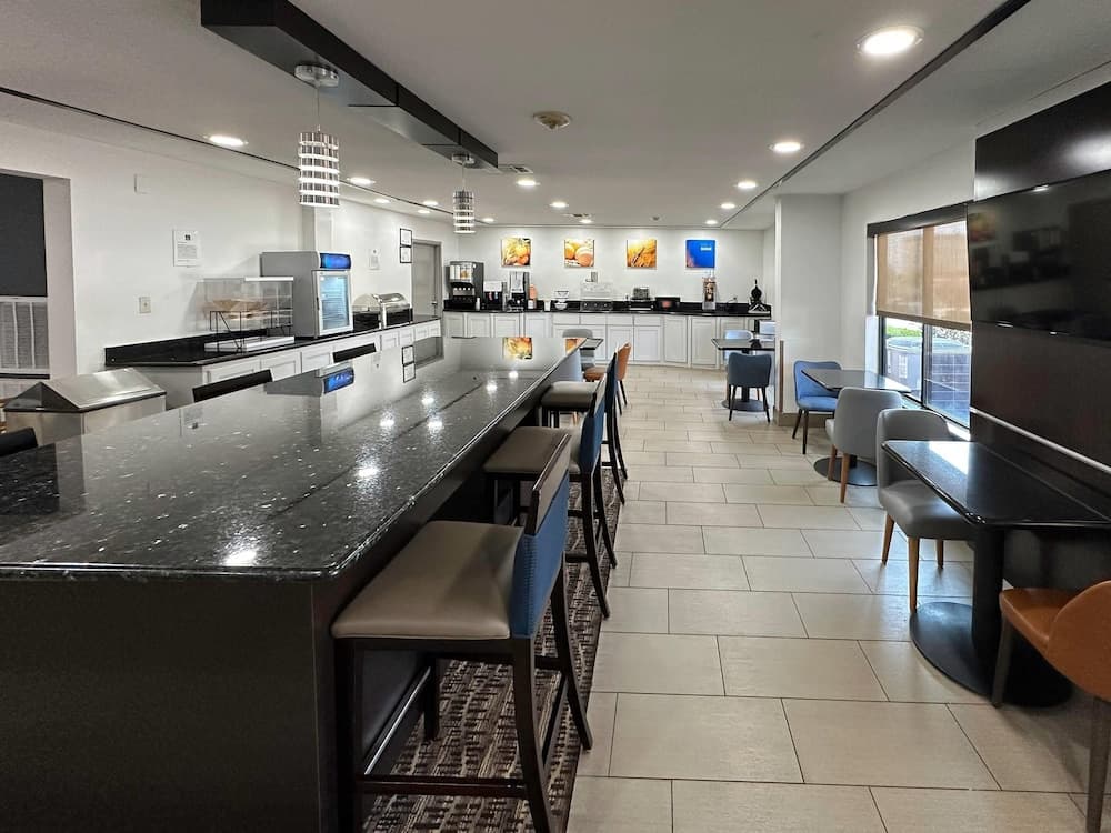 Comfort Inn Dallas Park Central