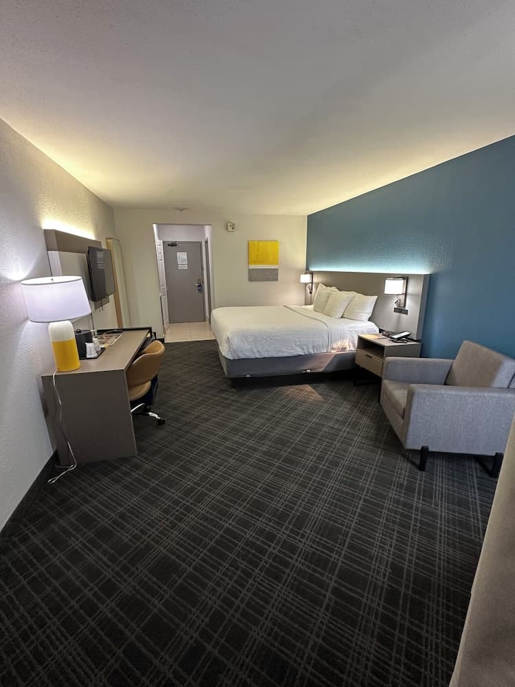 Comfort Inn Dallas Park Central