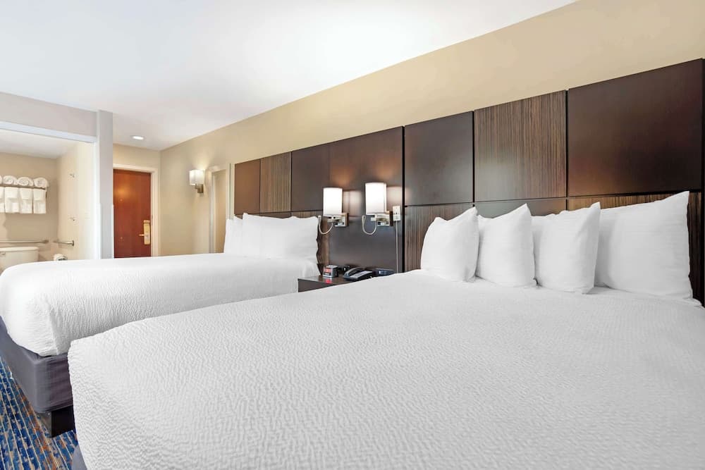 Best Western Plus Fairfield Hotel
