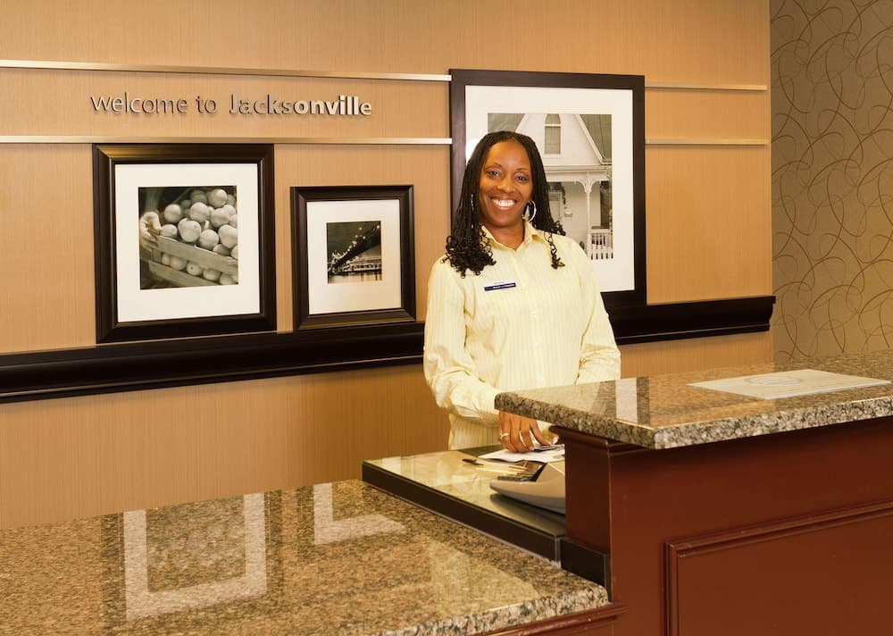 Hampton Inn Suites Jacksonville Airport