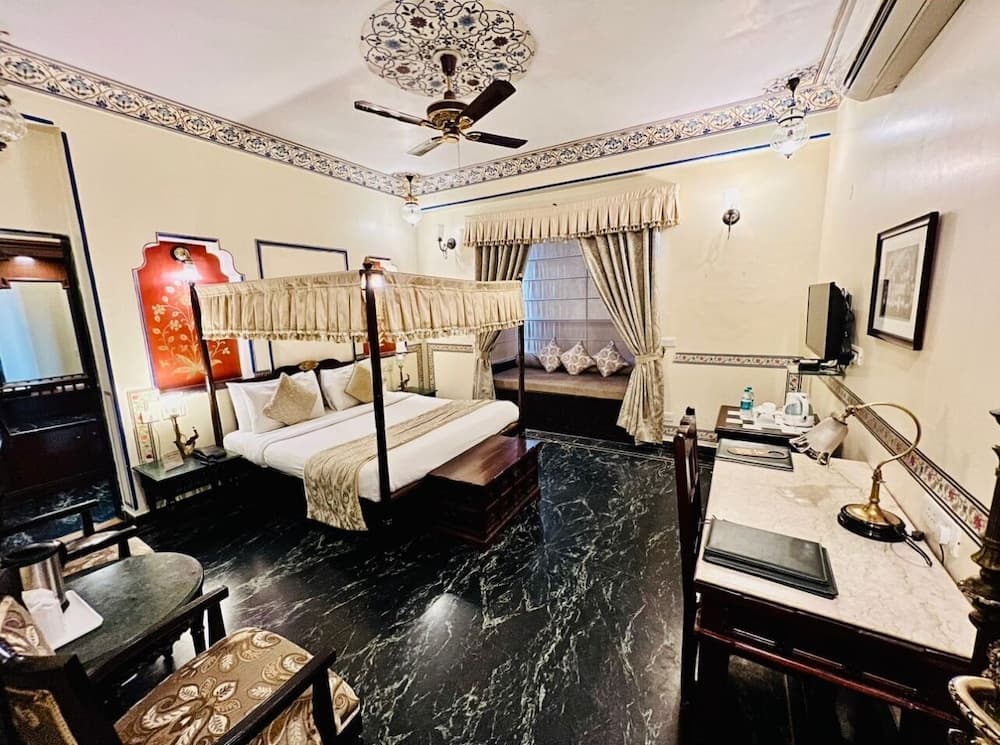 Umaid Mahal - A Heritage Style Boutique Hotel