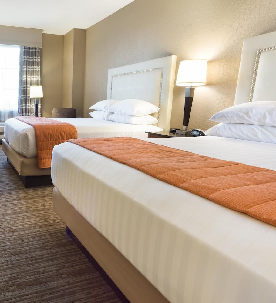 Drury Inn & Suites Cincinnati Sharonville