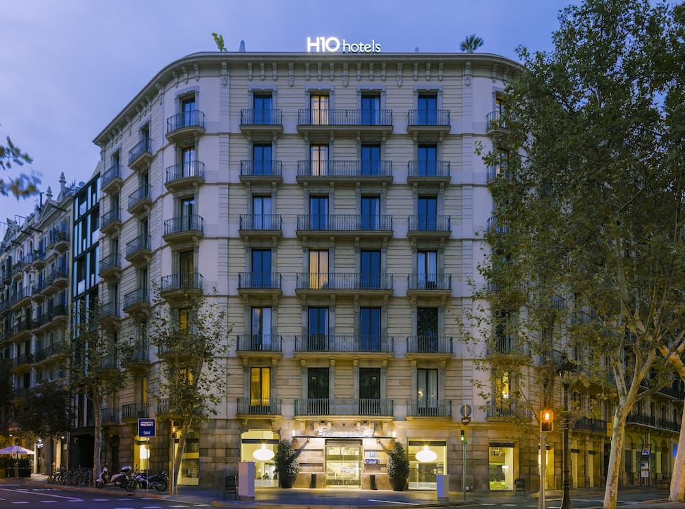 hotel image