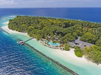 Royal Island Resort & Spa