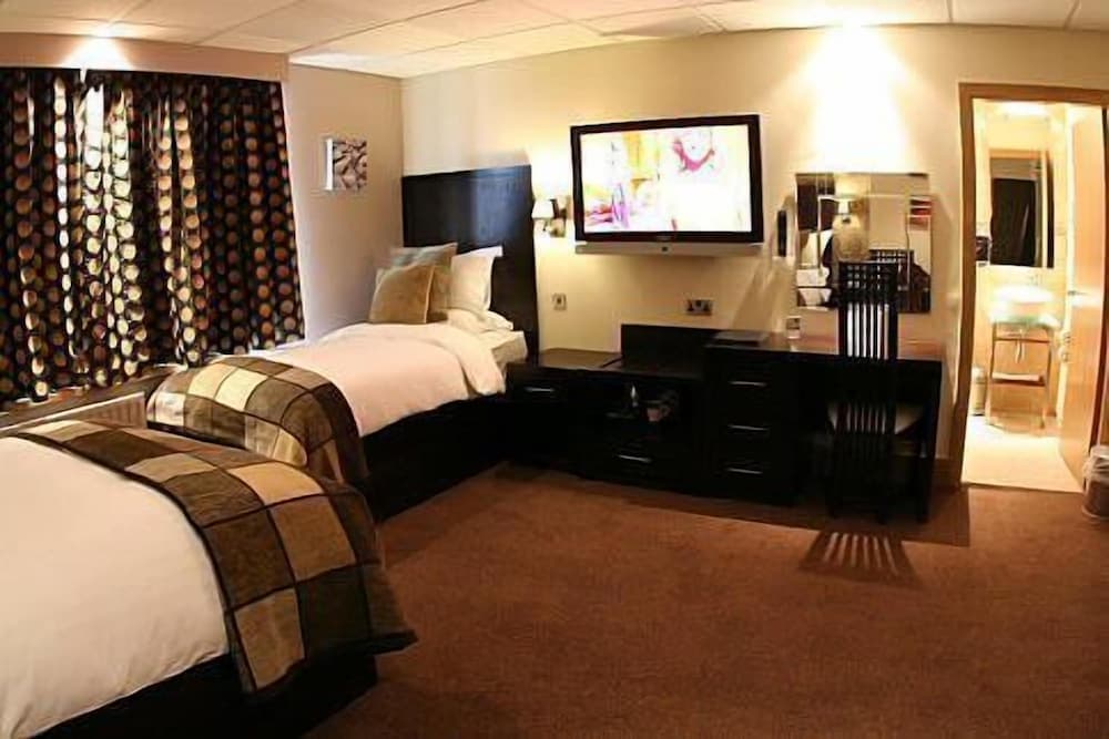 Inn On The Prom Hotel