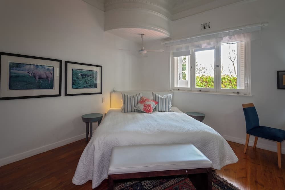 Barry Hall Apartments