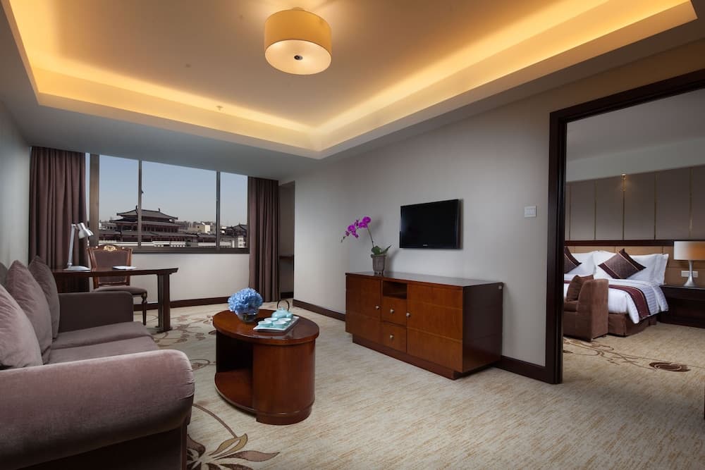 Jinjiang West Capital International Hotel
