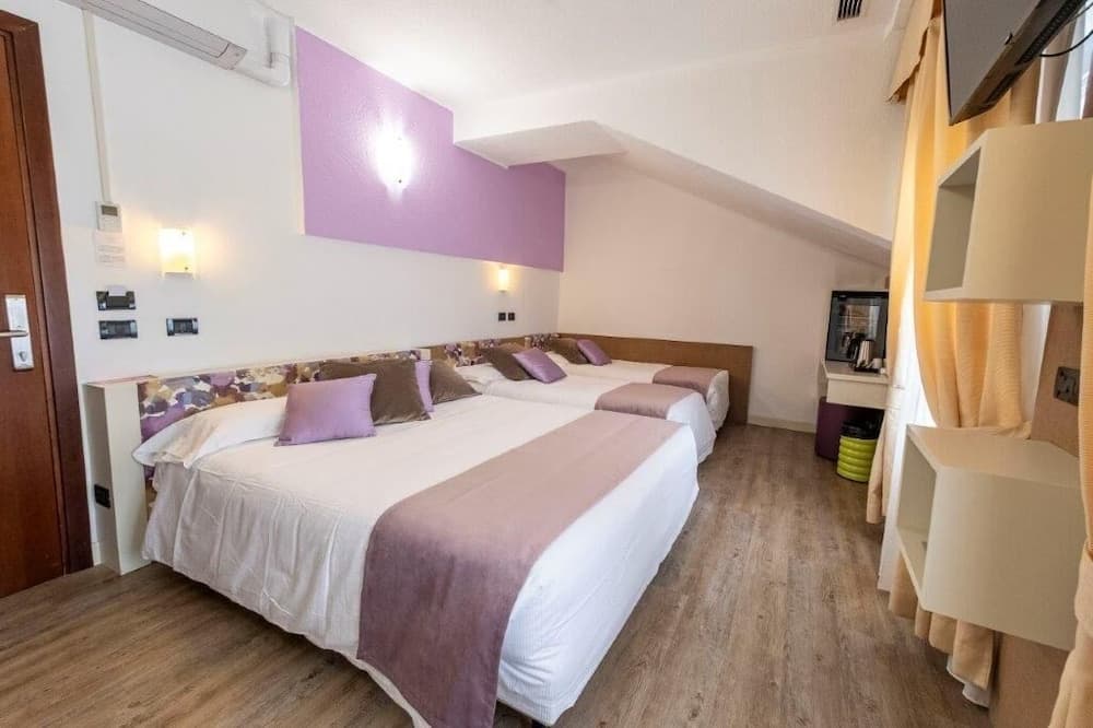 Le Palme - Adults Only (10 years old)