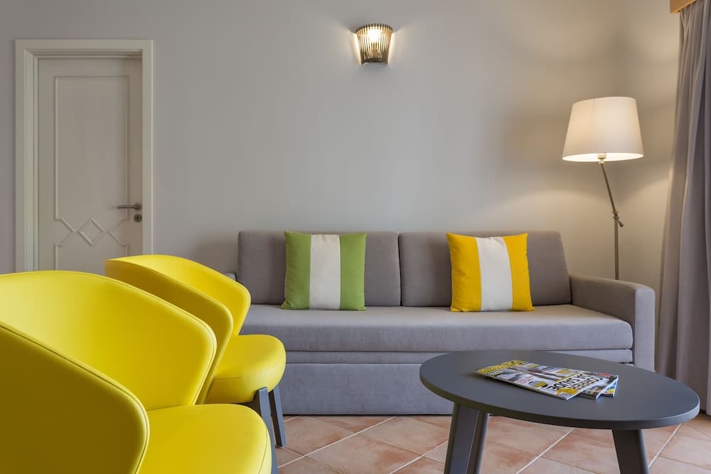 AP Victoria Sports & Beach