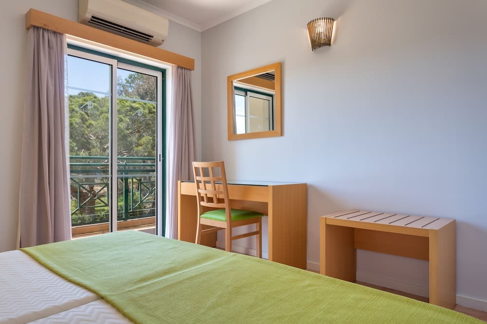 AP Victoria Sports & Beach