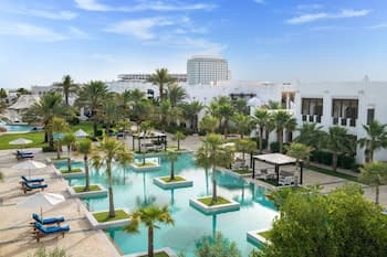 Sharq Village & Spa, a Ritz-Carlton Hotel