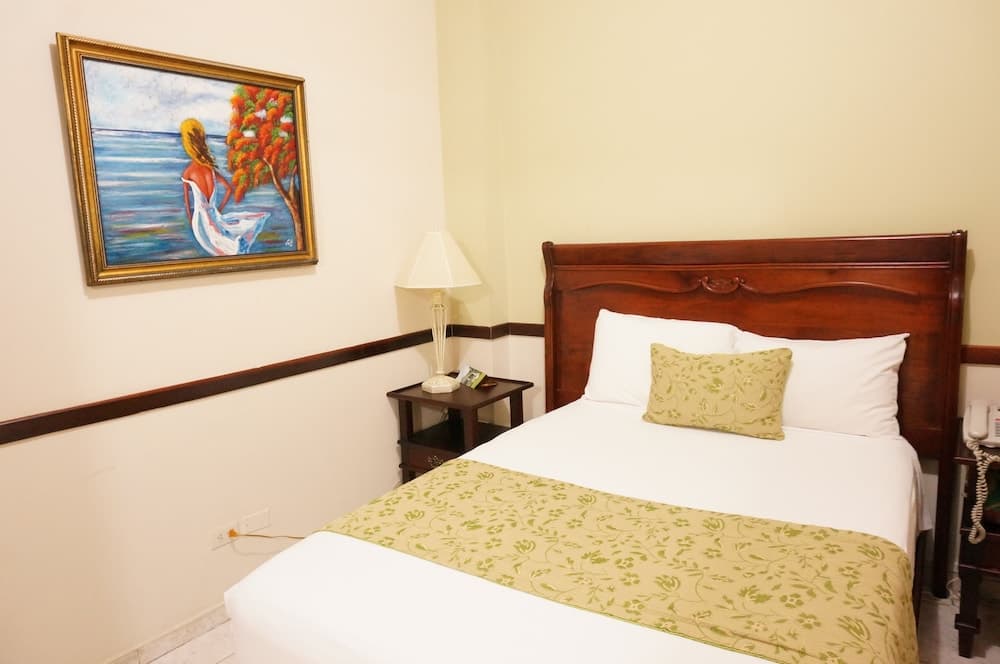 Platino Hotel & Casino