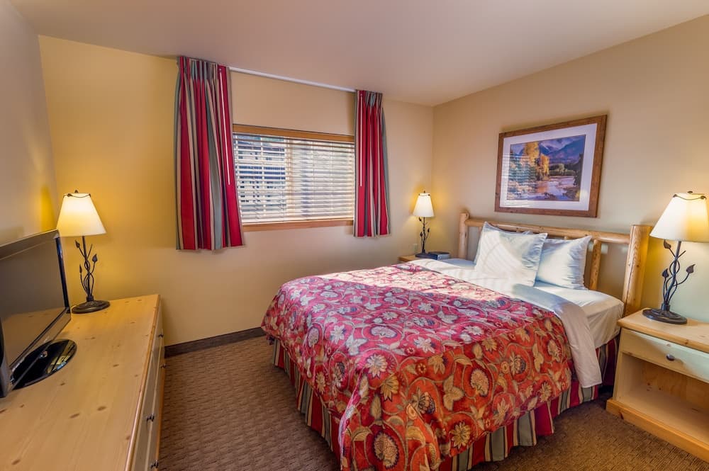 Icicle Village Resort