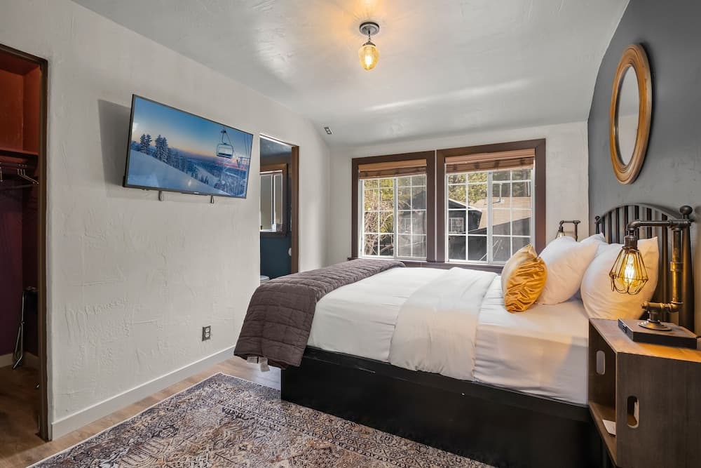 Sessions Retreat & Hotel