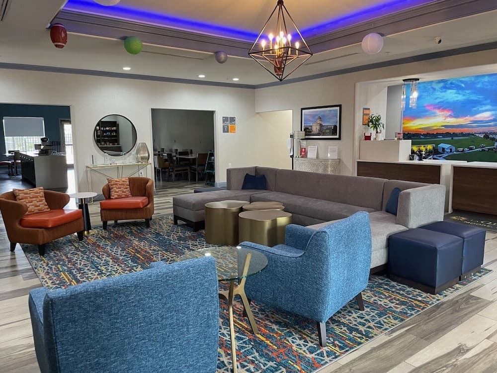 La Quinta Inn & Suites by Wyndham Oklahoma City - Moore