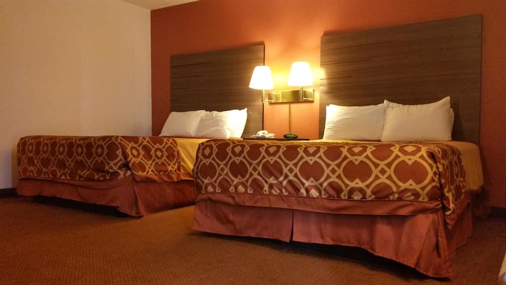 American Inn of Liberal