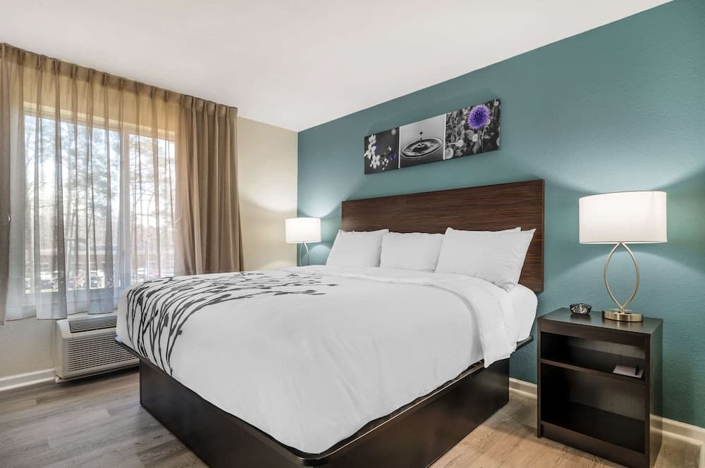 Sleep Inn & Suites Newport News City Center Area