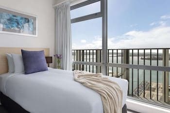 Auckland Harbour Suites
