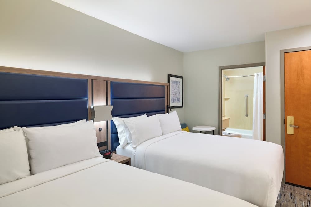 Holiday Inn Express NYC Chelsea – NoMad Area by IHG