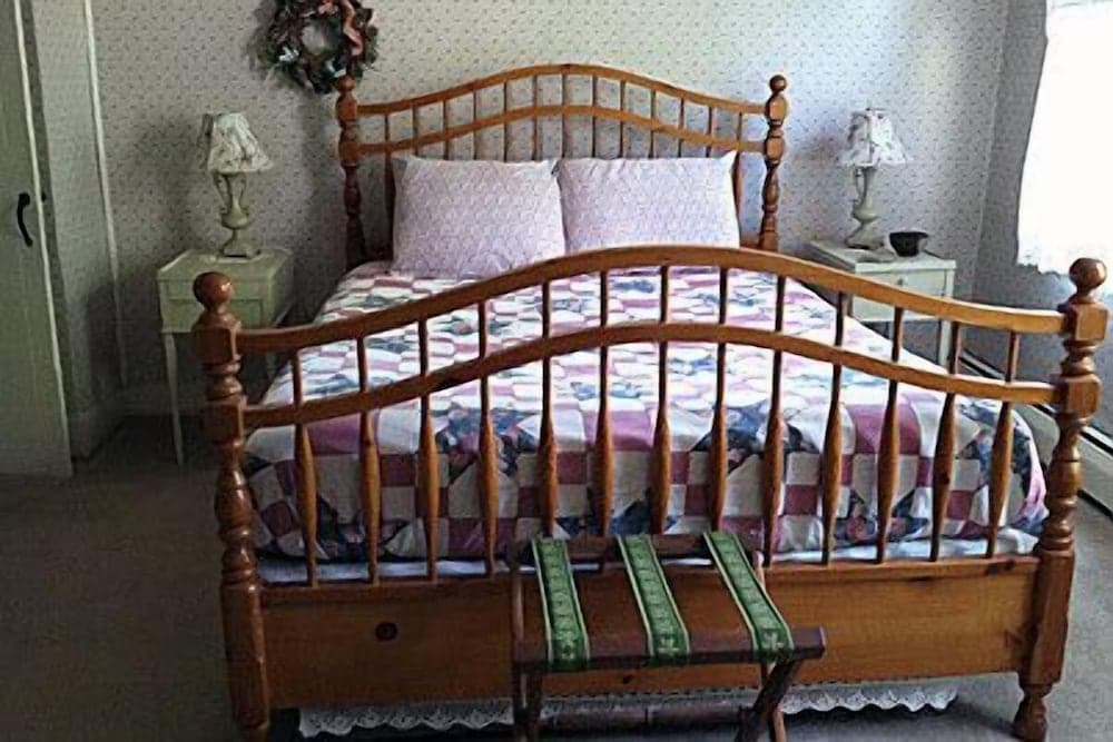 Inn at Neshobe River