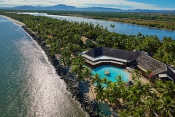 DoubleTree Resort by Hilton Hotel Fiji - Sonaisali Island