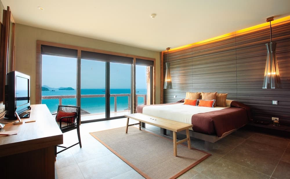 Sri Panwa Phuket Luxury Pool Villa Hotel