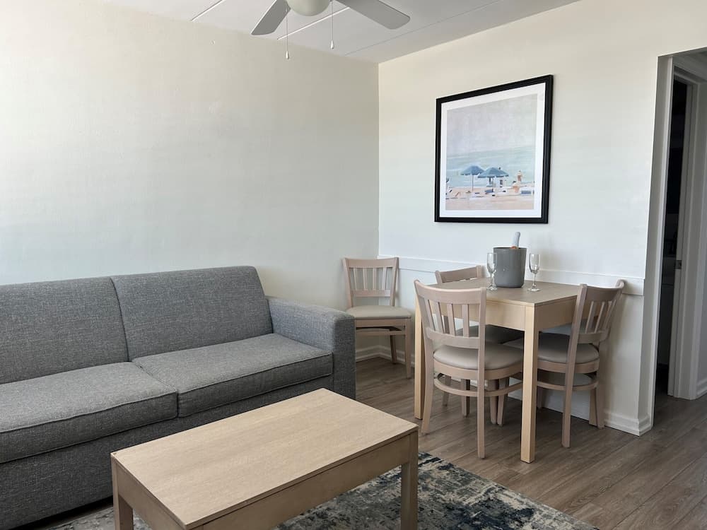 Esplanade Suites, a Sundance Vacations Property