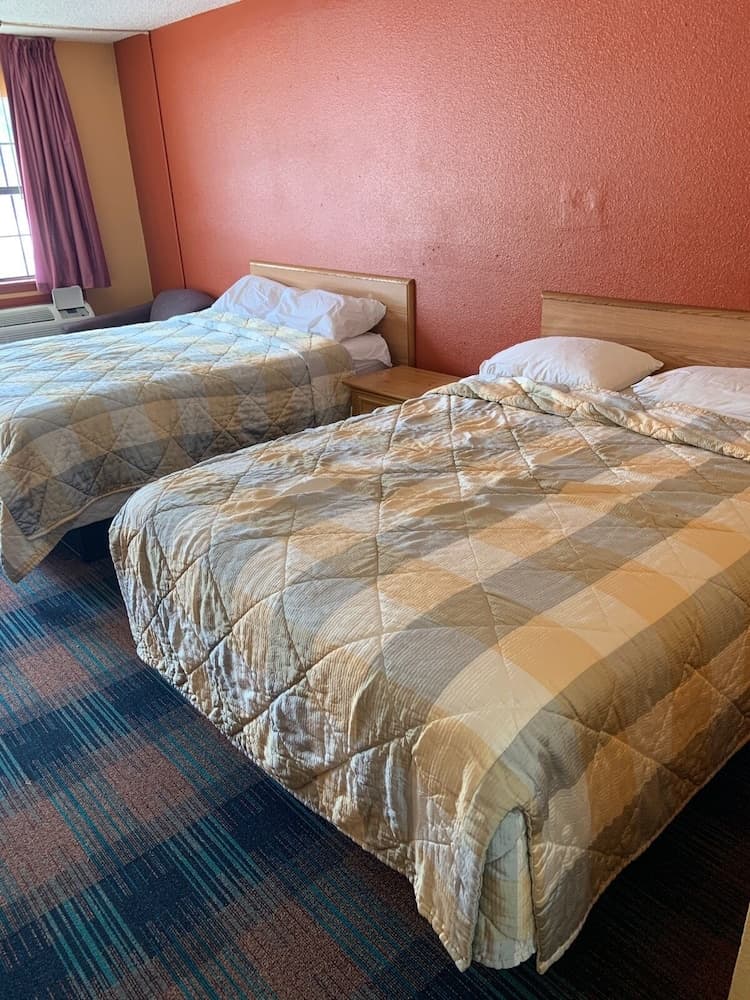 Luxury Inn & Suites Forrest City