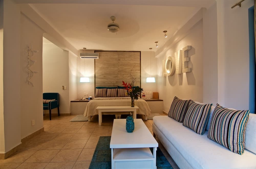 Casa Cúpula Luxury LGBT Boutique Hotel