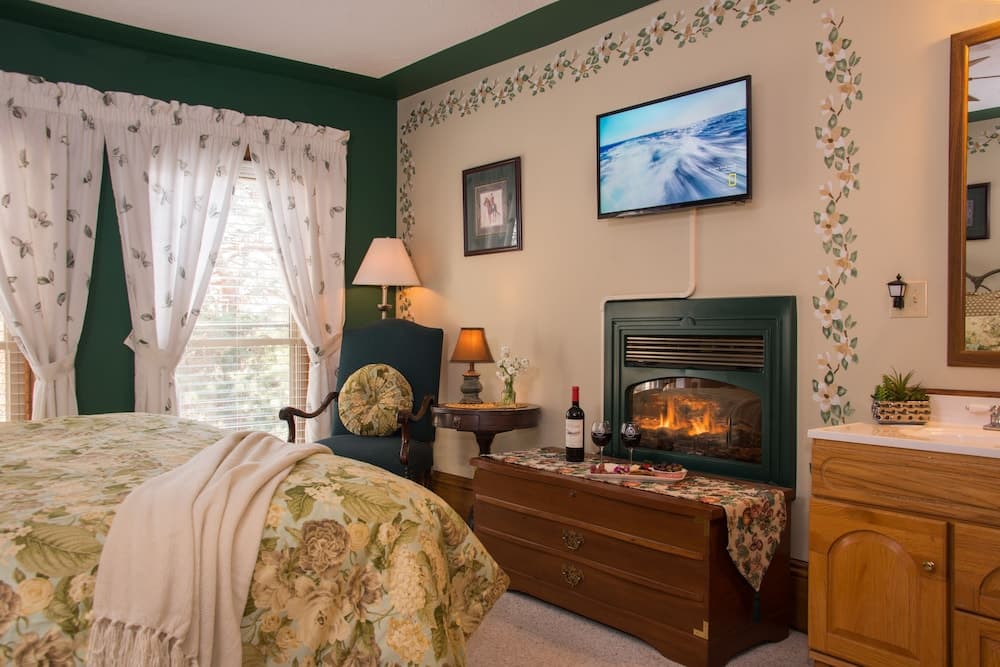 Sutherland House Victorian Bed & Breakfast