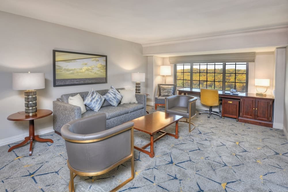 Sheraton Baltimore Washington Airport Hotel - BWI