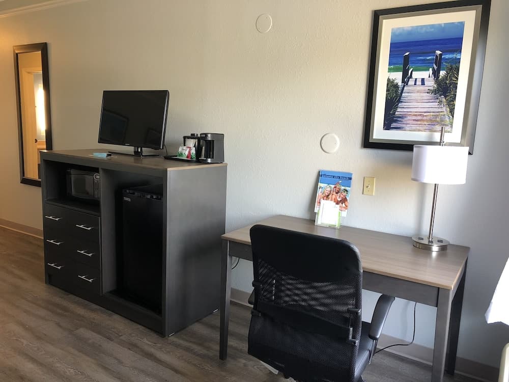 La Quinta by Wyndham PCB Coastal Palms